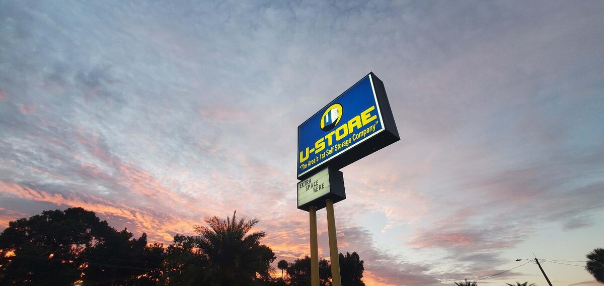 Images U-Store