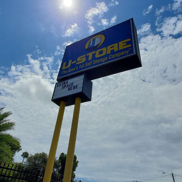 Images U-Store