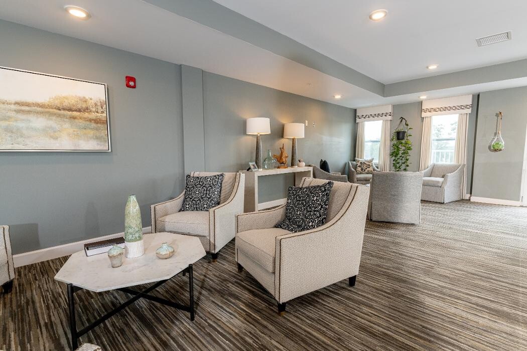 Images Charter Senior Living of West Bend