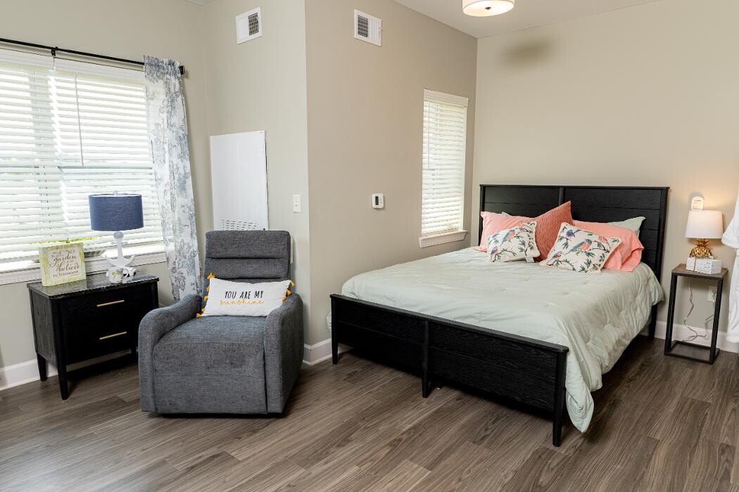 Images Charter Senior Living of West Bend