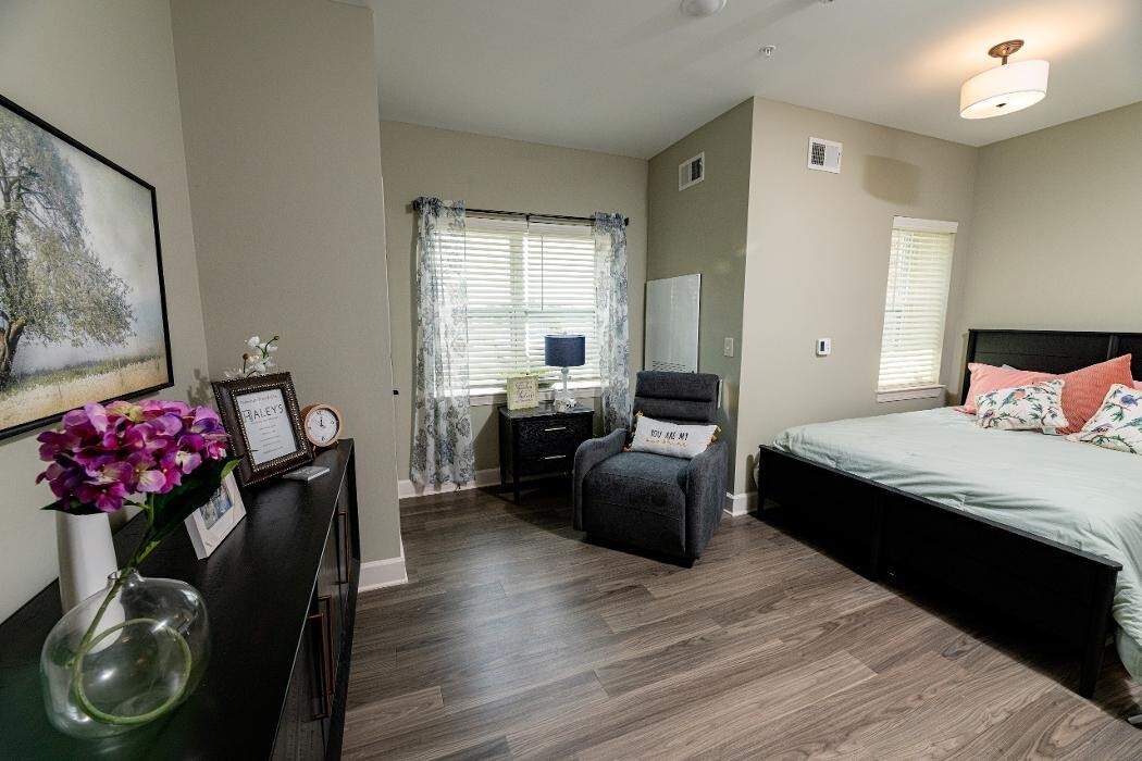 Images Charter Senior Living of West Bend