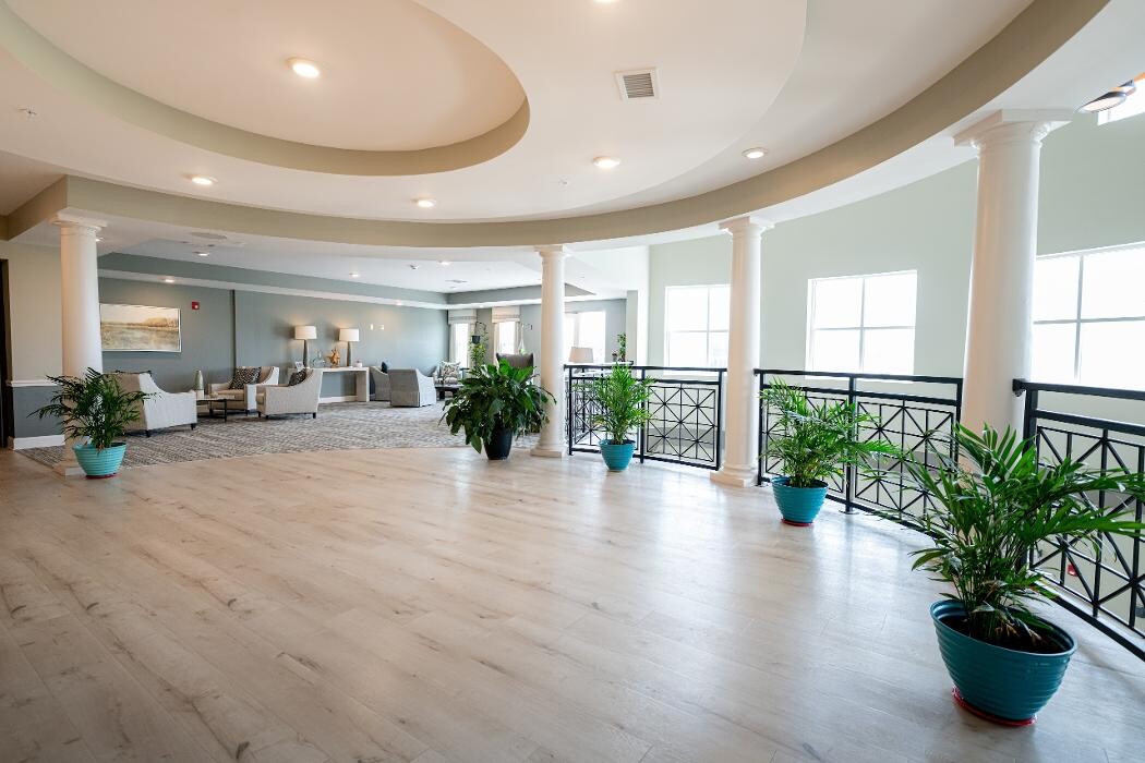 Images Charter Senior Living of West Bend