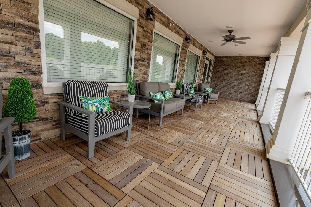 Images Charter Senior Living of West Bend