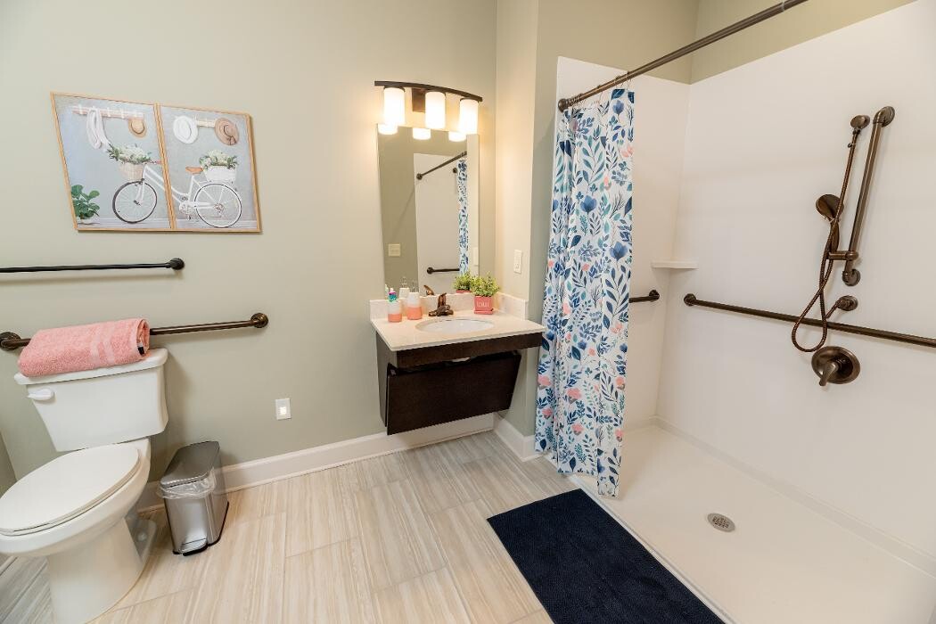 Images Charter Senior Living of West Bend