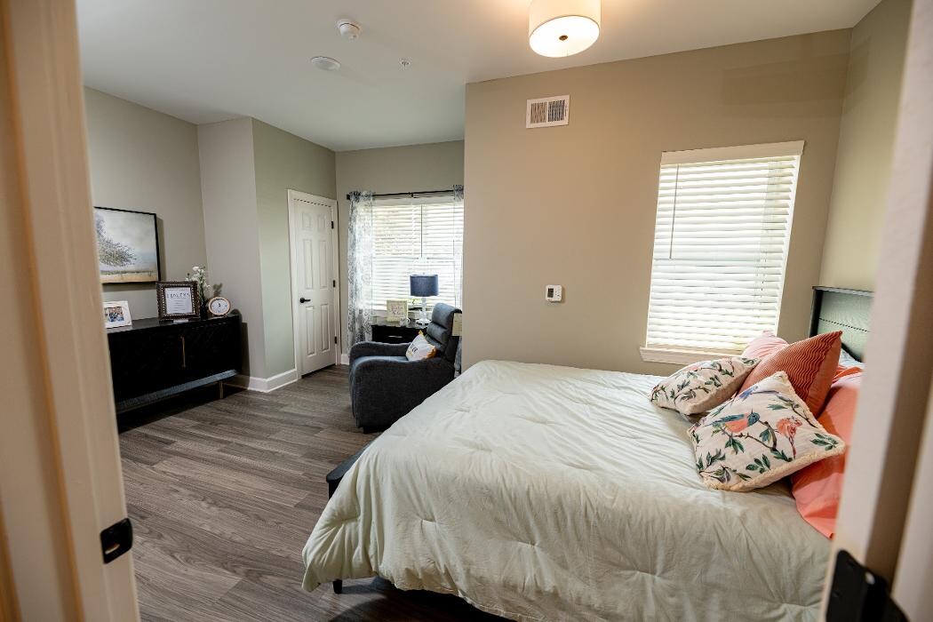 Images Charter Senior Living of West Bend