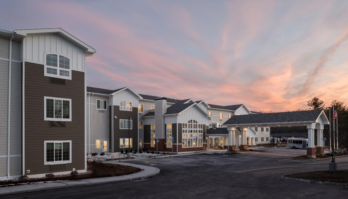 Images Charter Senior Living of Brookfield