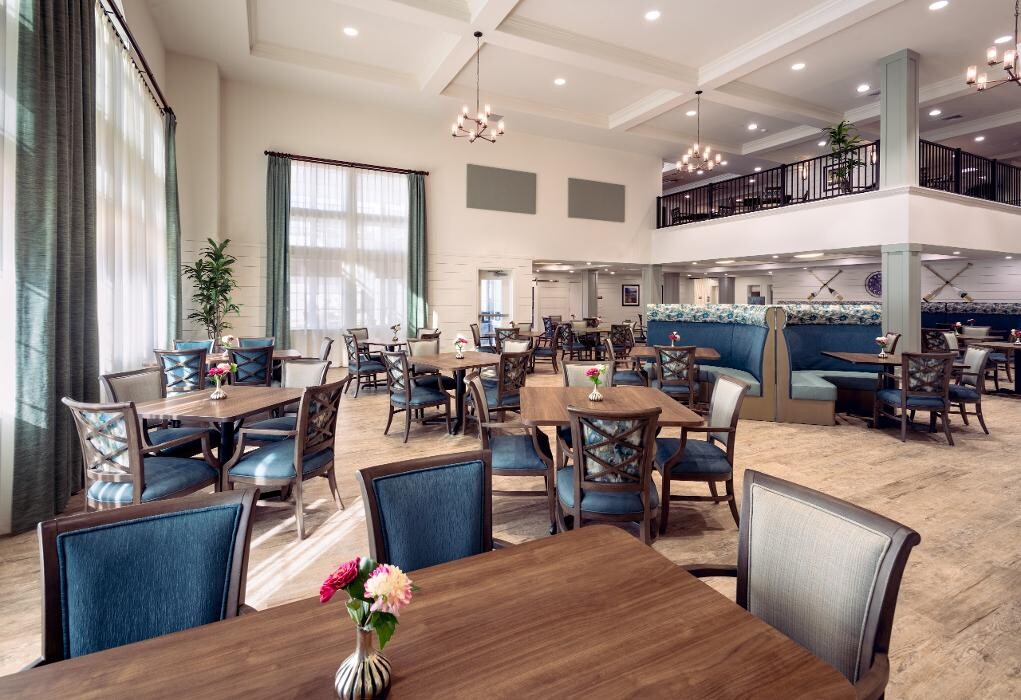 Images Charter Senior Living of Brookfield