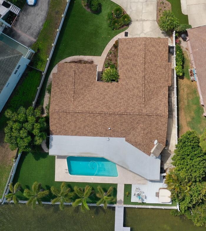 Images SB Pro Roofing