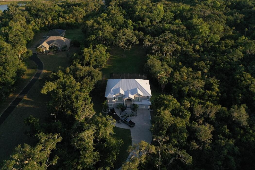 Images SB Pro Roofing