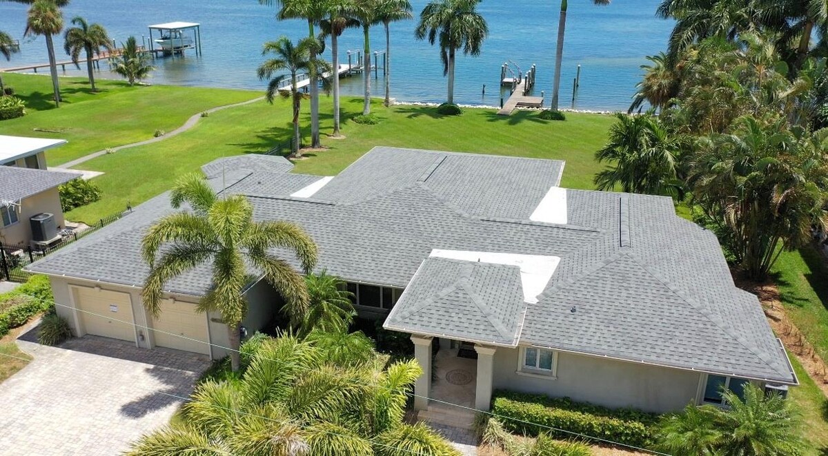 Images SB Pro Roofing