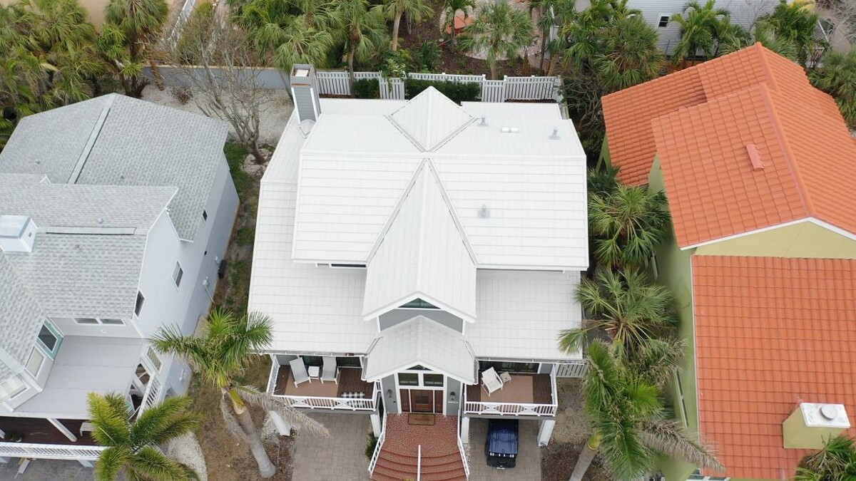 Images SB Pro Roofing