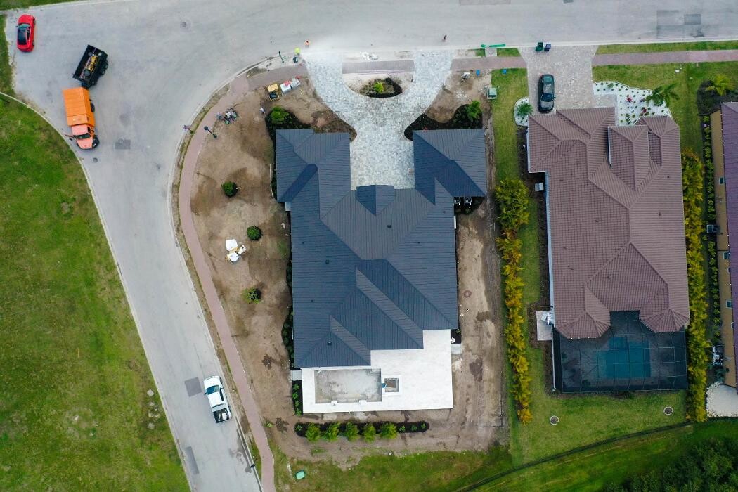 Images SB Pro Roofing