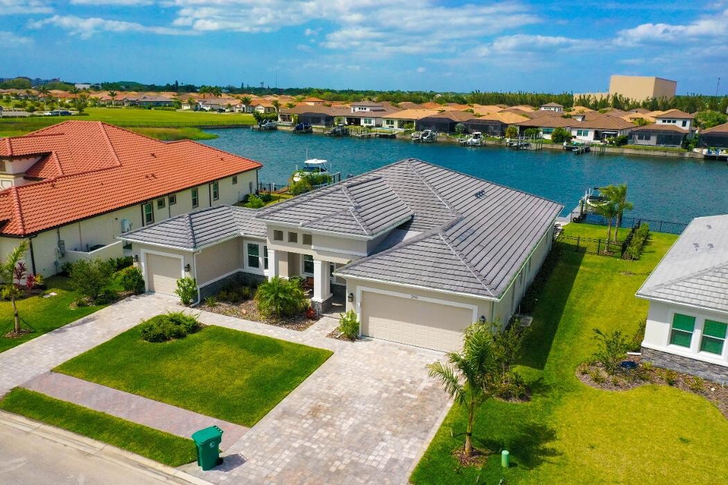 Images SB Pro Roofing