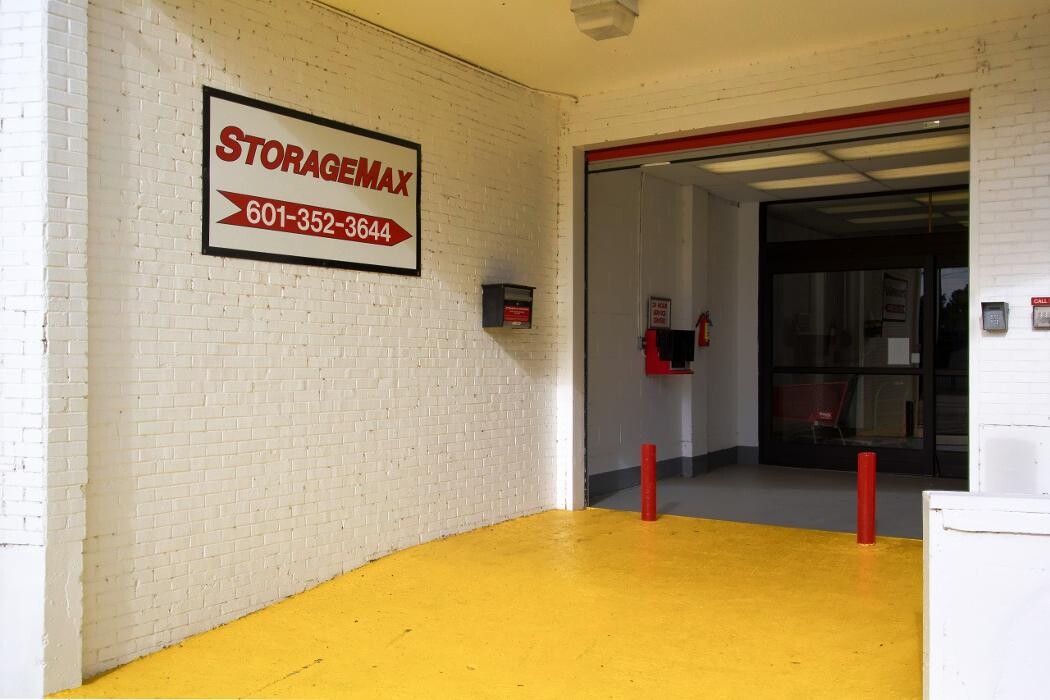 Images StorageMax Downtown