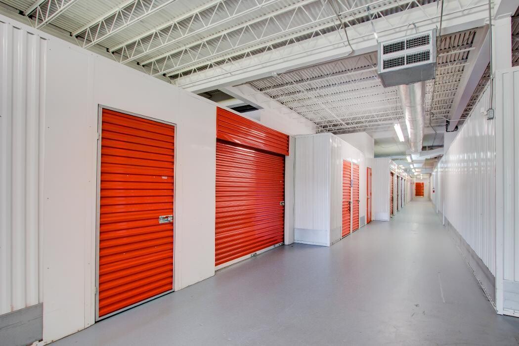 Images StorageMax Downtown