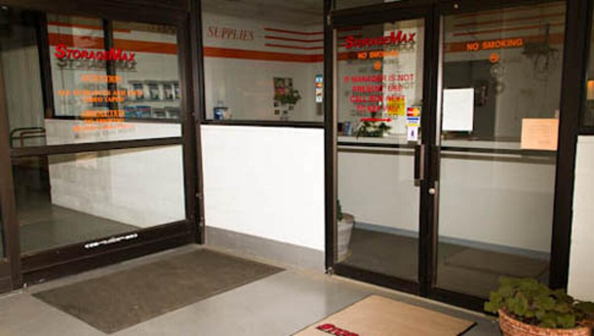 Images StorageMax Downtown