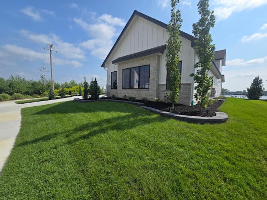 Images Garret's Lawn Services