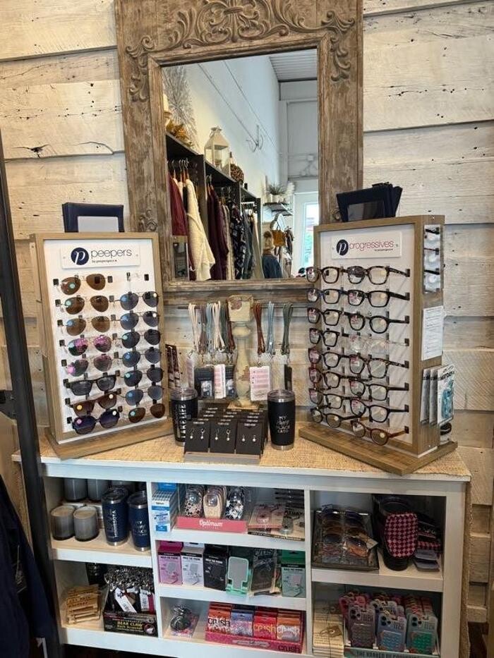 Images Mainstream Boutique Mankato