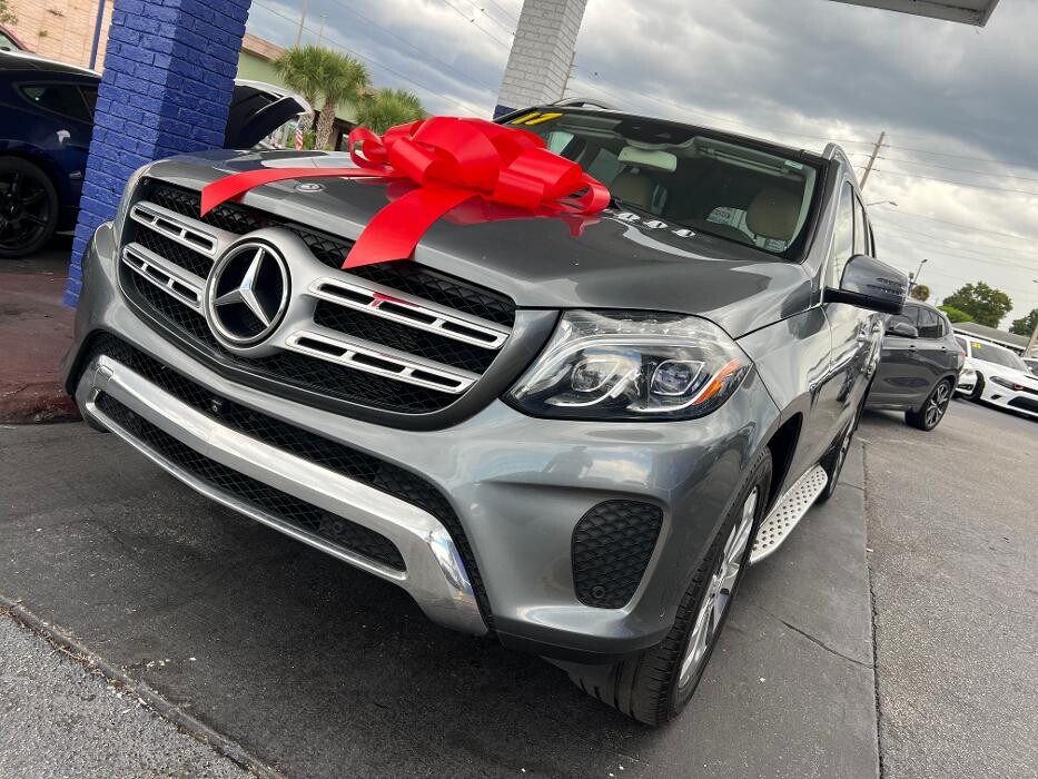 Images VIP Auto Enterprise - Used Car Dealer Orlando