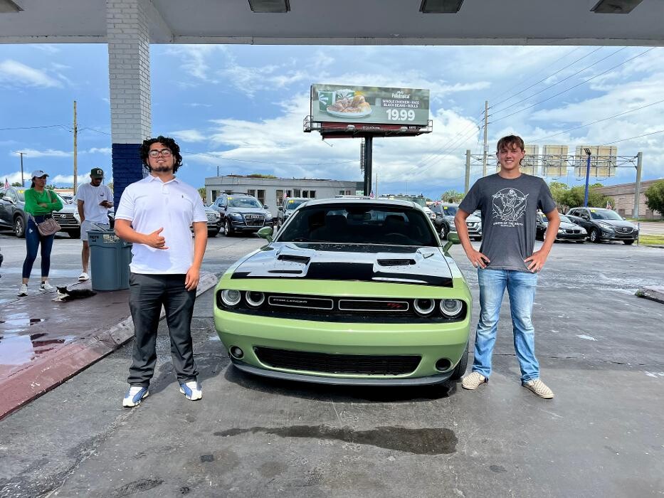 Images VIP Auto Enterprise - Used Car Dealer Orlando