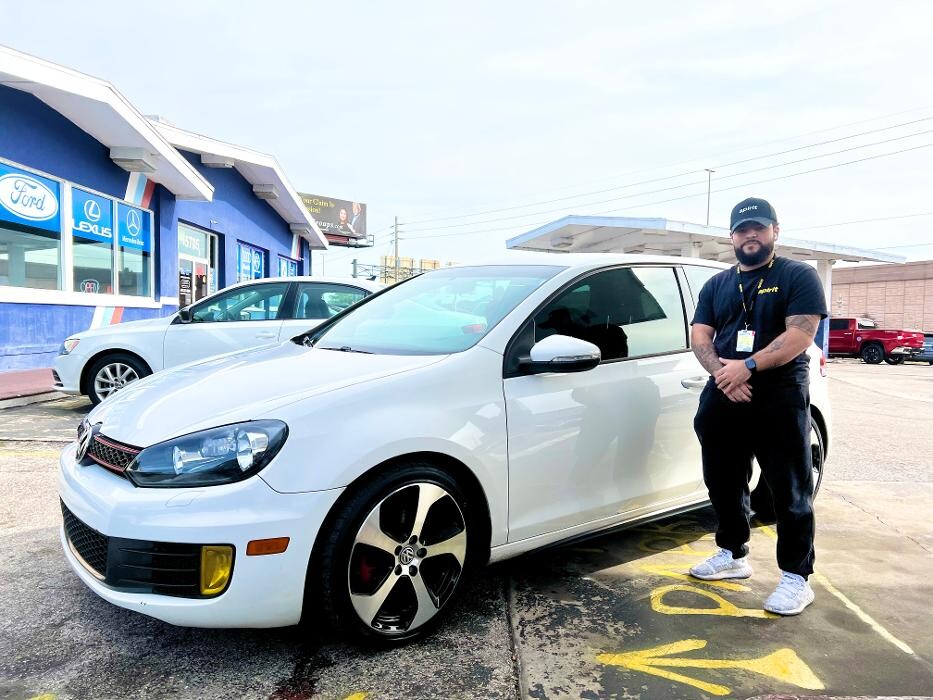 Images VIP Auto Enterprise - Used Car Dealer Orlando