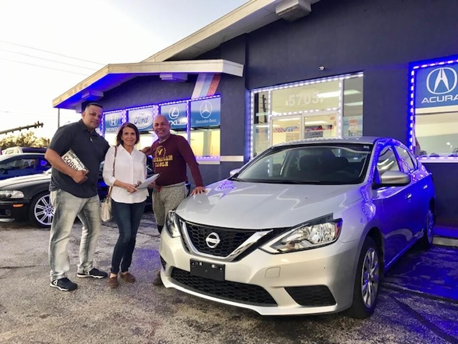 Images VIP Auto Enterprise - Used Car Dealer Orlando