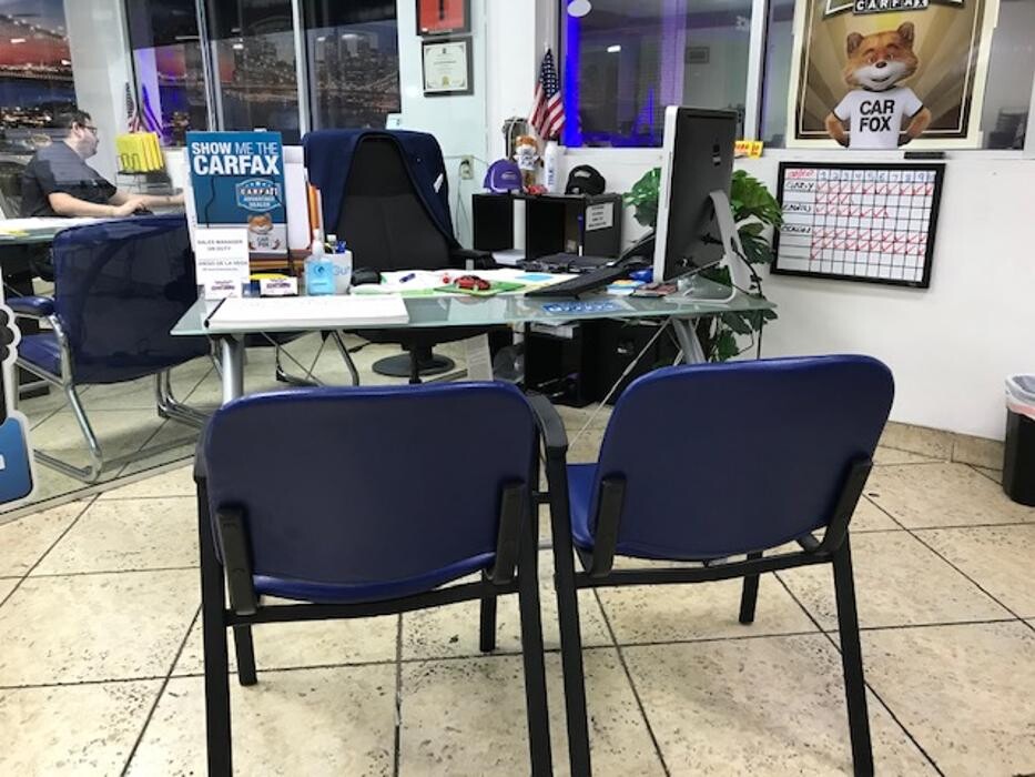 Images VIP Auto Enterprise - Used Car Dealer Orlando