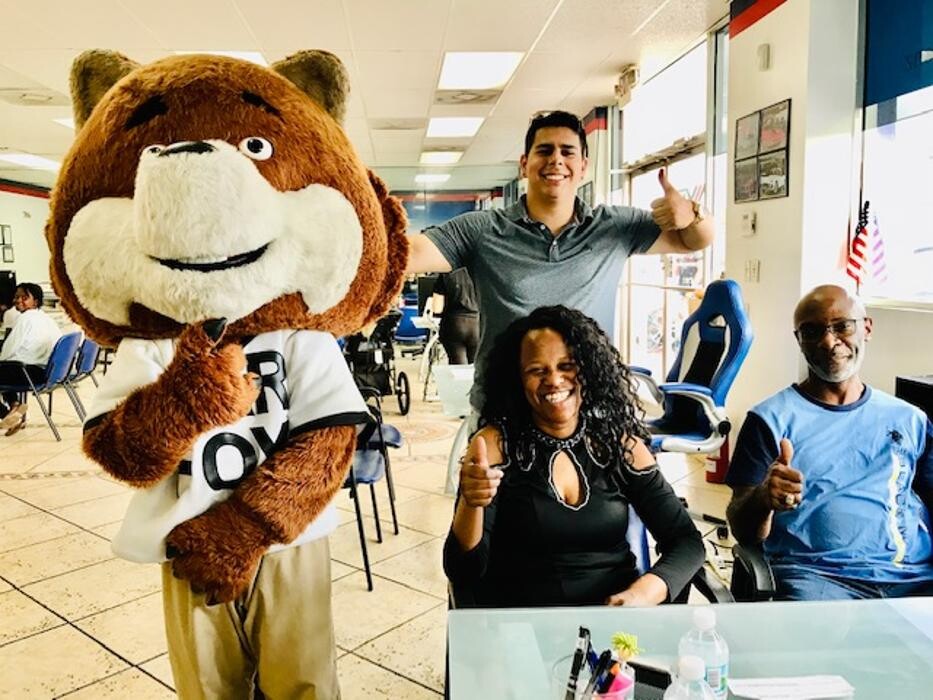 Images VIP Auto Enterprise - Used Car Dealer Orlando