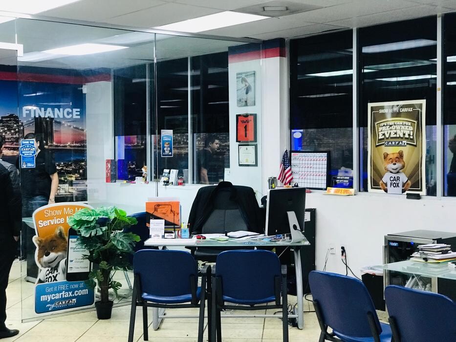 Images VIP Auto Enterprise - Used Car Dealer Orlando