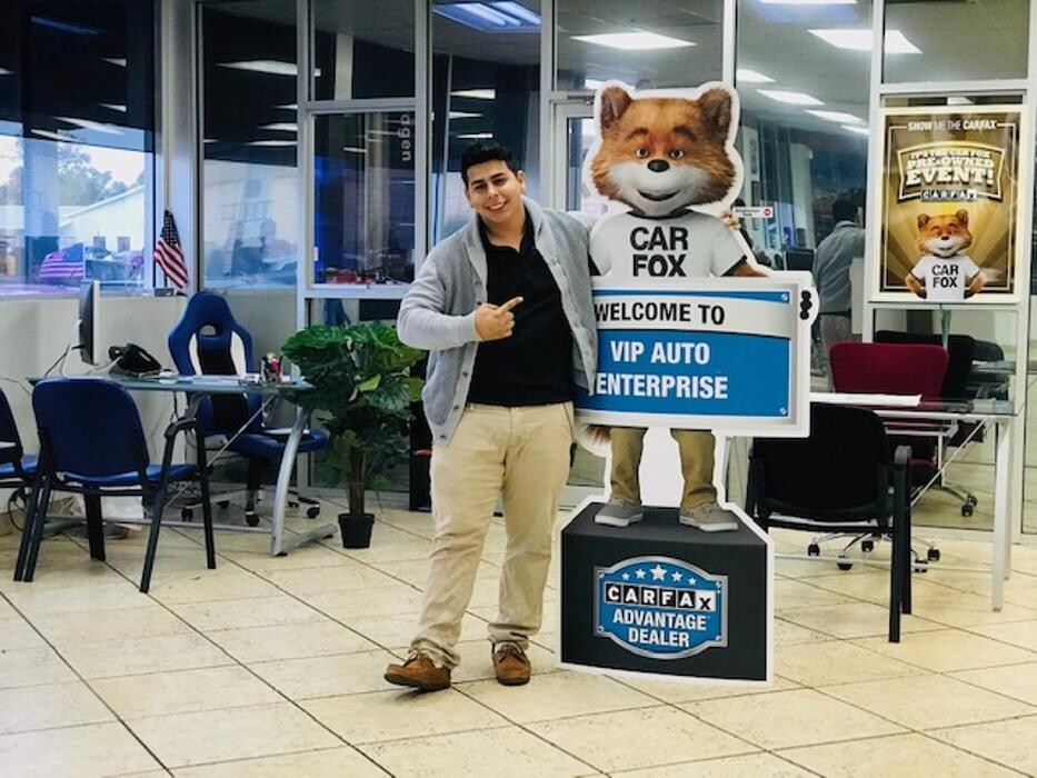 Images VIP Auto Enterprise - Used Car Dealer Orlando