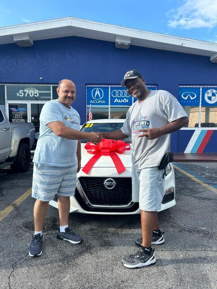 Images VIP Auto Enterprise - Used Car Dealer Orlando