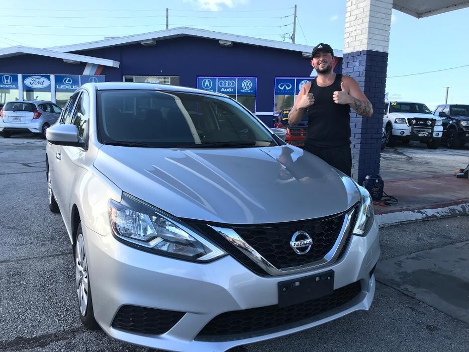 Images VIP Auto Enterprise - Used Car Dealer Orlando