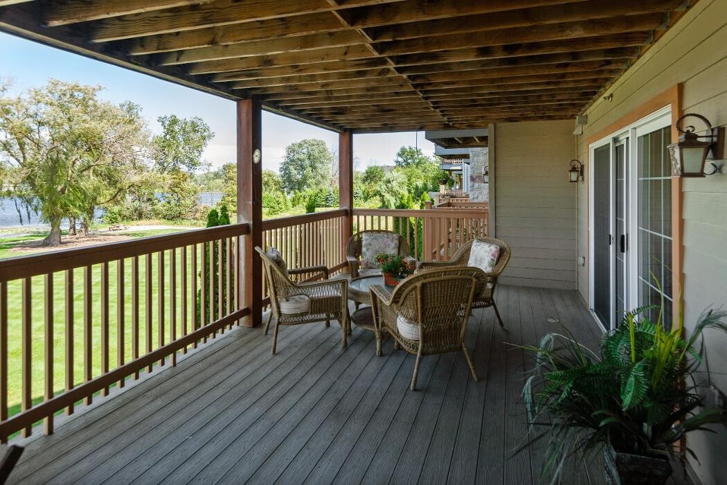 Images Charter Senior Living of Hasmer Lake