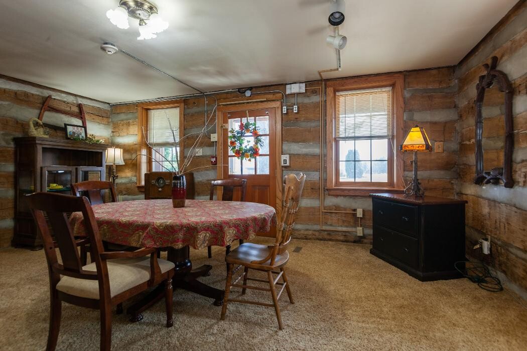 Images Charter Senior Living of Hasmer Lake