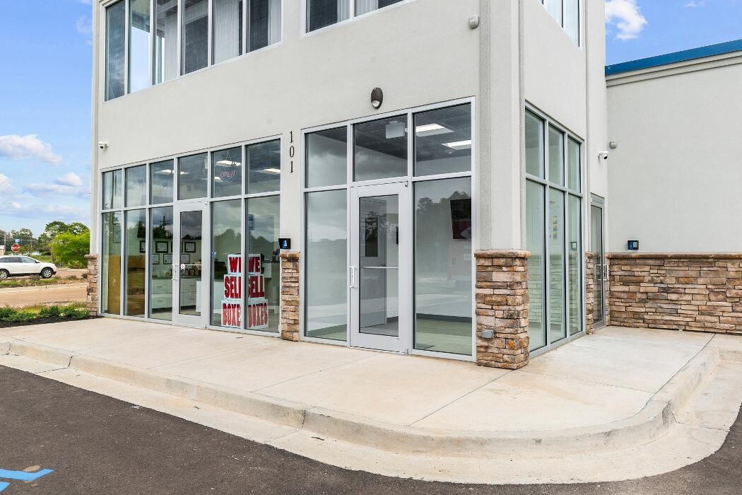 Images StorageMax Byram Parkway