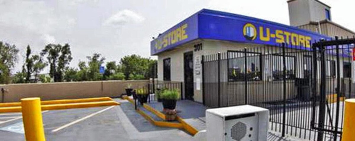 Images U-Store
