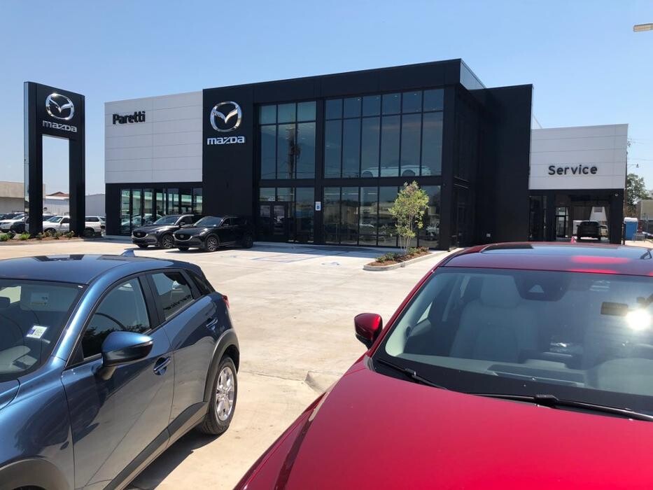 Images Paretti Mazda