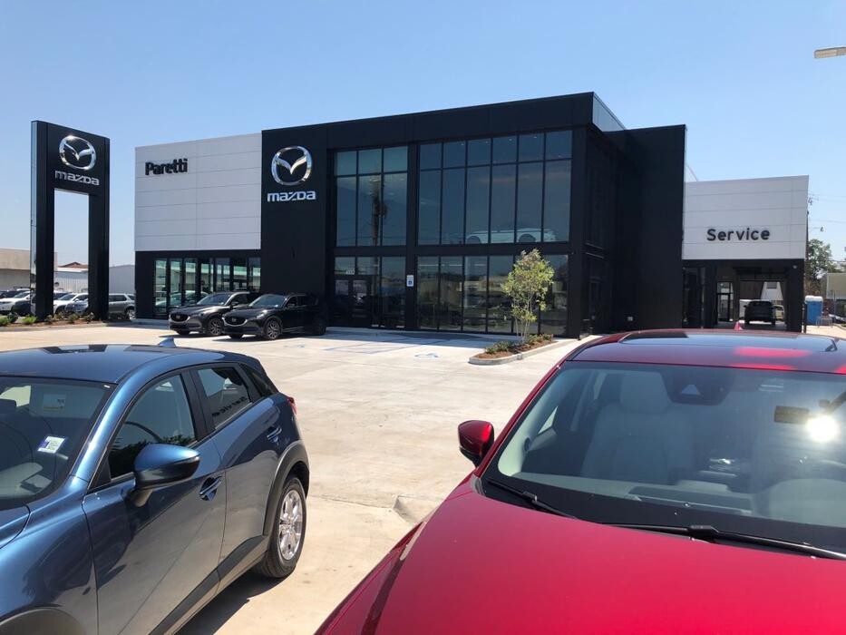 Images Paretti Mazda