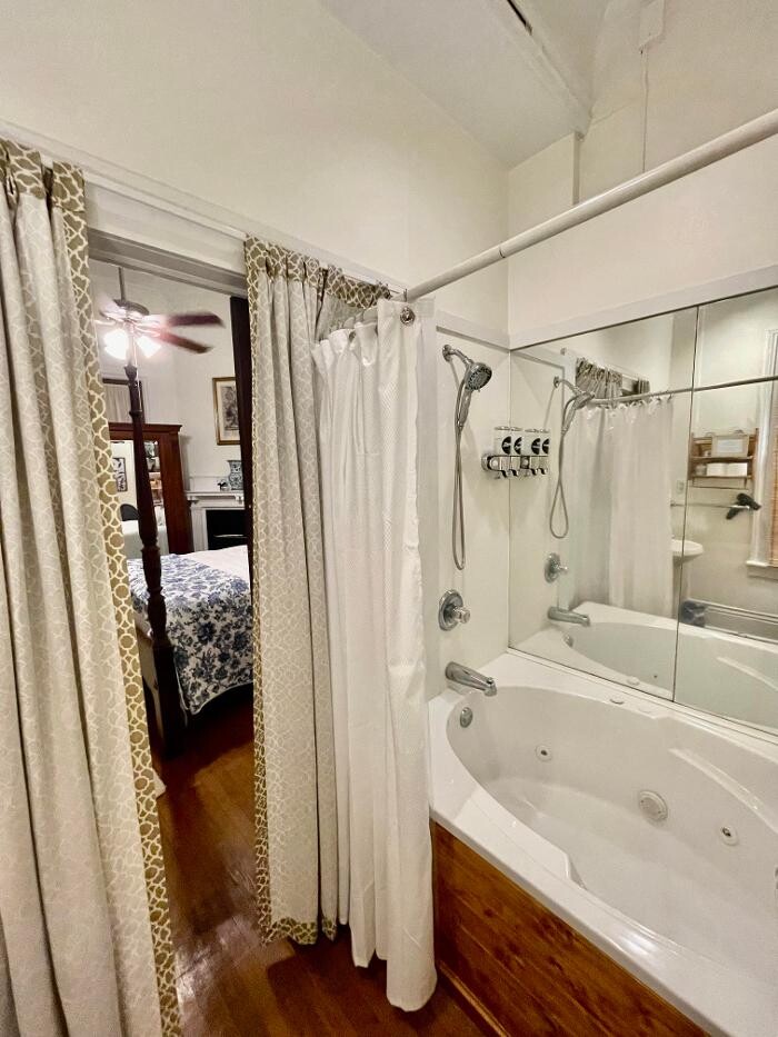 Images Chesnut Cottage Inn