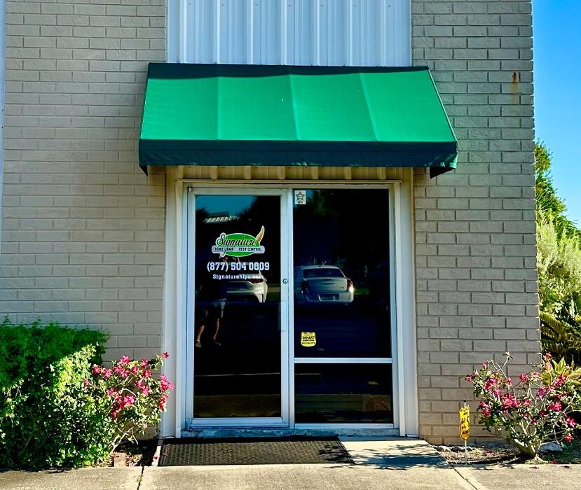 Images Signature Home Lawn and Pest Control