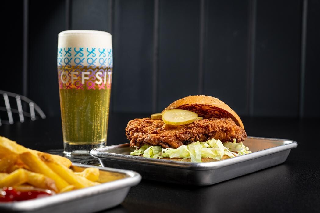 Images OFF SITE Kitchen / NO SEASONS Beer