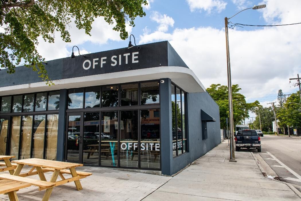 Images OFF SITE Kitchen / NO SEASONS Beer