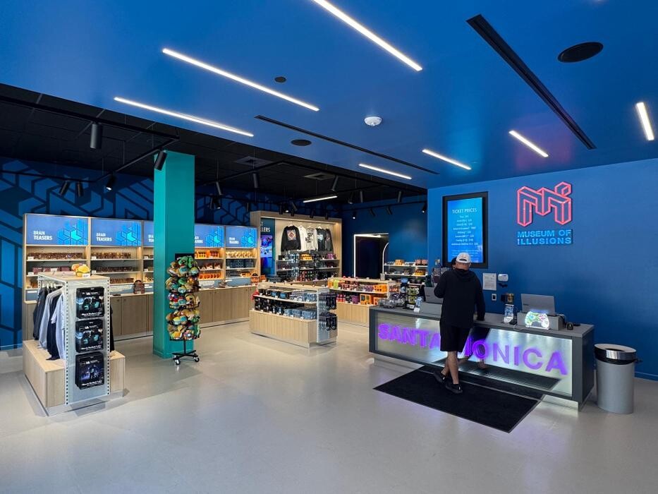 Images Museum of Illusions