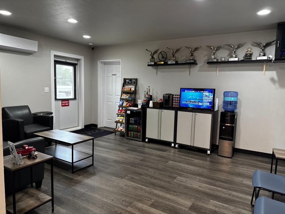 Images Jt Wholesale Auto, Inc.