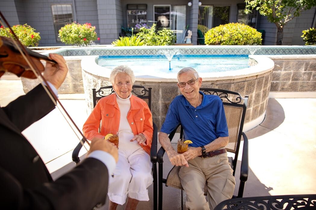 Images Carlton Senior Living Pleasant Hill - Martinez