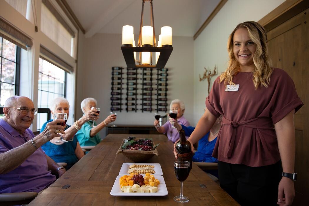 Images Carlton Senior Living Pleasant Hill - Martinez