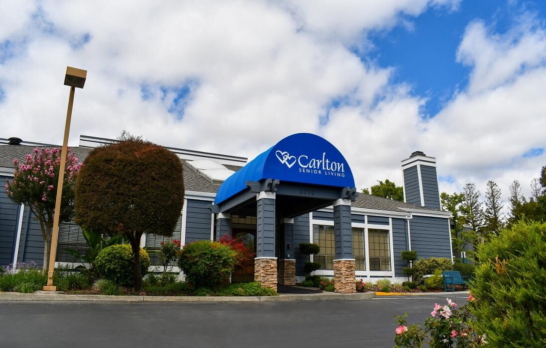 Images Carlton Senior Living Pleasant Hill - Martinez