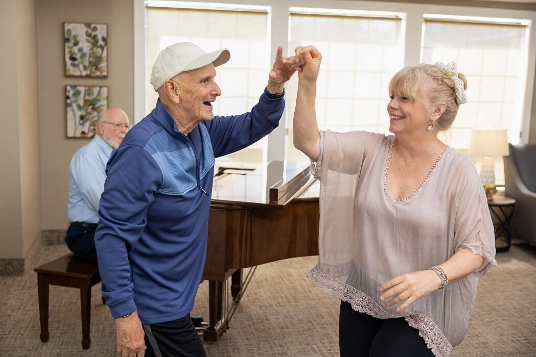 Images Carlton Senior Living Pleasant Hill - Martinez