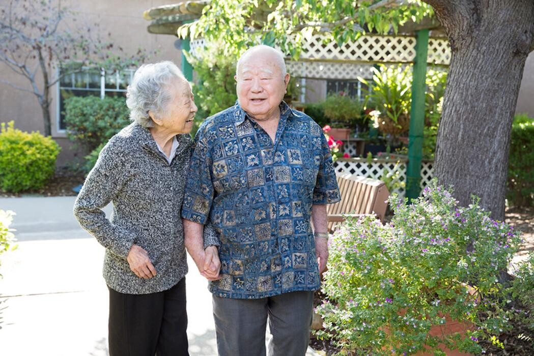 Images Carlton Senior Living Downtown Pleasant Hill