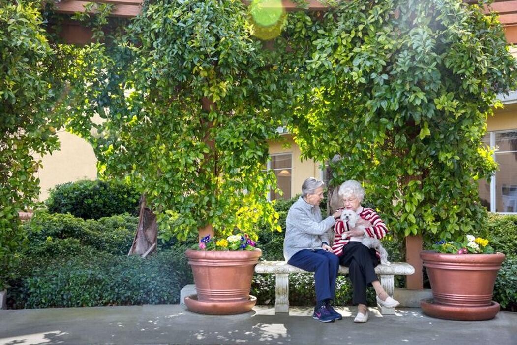 Images Carlton Senior Living San Jose
